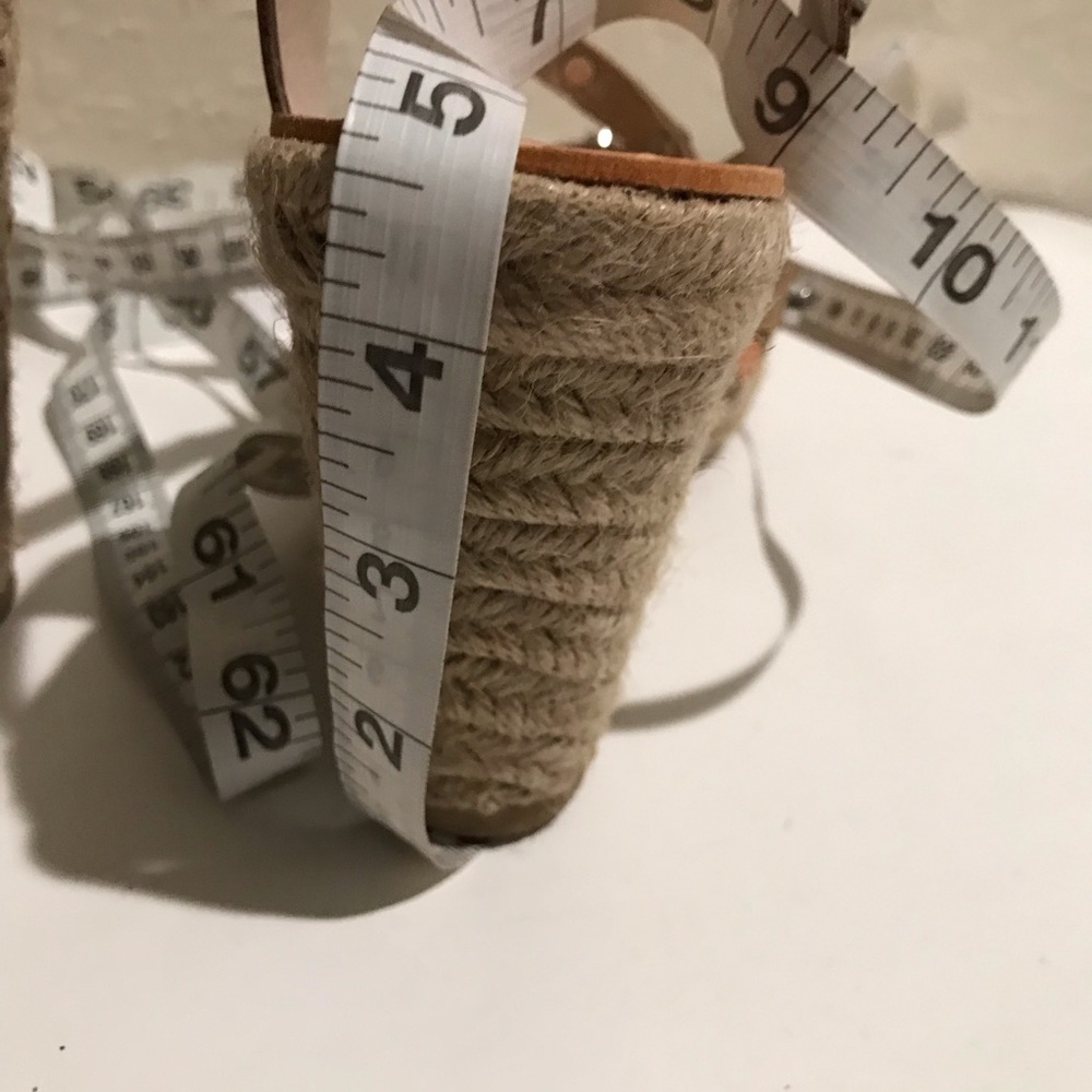 Dolce Vita Maxton Tan Espadrille Strappy Studded Square Toe Wedge Sandals 6 1/2 - Picture 15 of 15